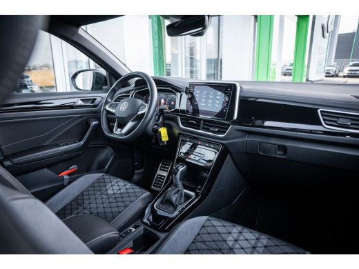 Volkswagen T-Roc 1.5 TSI R-Line | Cruise control adaptief | R-Line exterieur | Trekhaak met afneembare kogel ActivLease financial lease