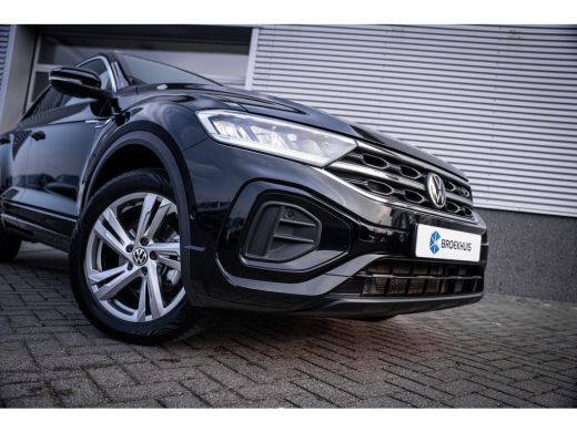 Volkswagen T-Roc 1.5 TSI R-Line | Cruise control adaptief | R-Line exterieur | Trekhaak met afneembare kogel ActivLease financial lease