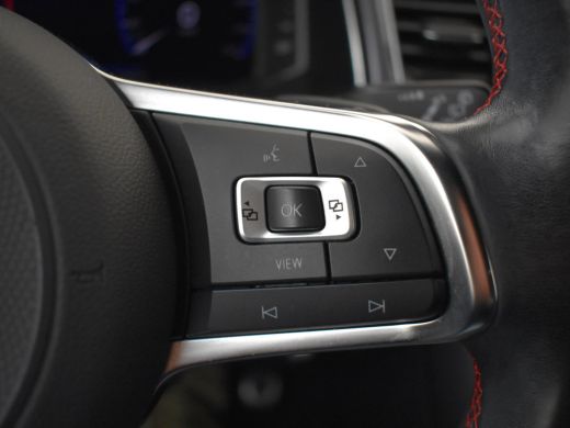 Volkswagen T-Roc 1.5 TSI Sport 150 pk DSG/AUTO | Dodehoekdetectie  | Navigatie | Adaptief cruise control | Camera ... ActivLease financial lease