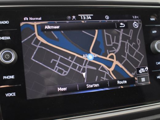 Volkswagen T-Roc 1.5 TSI Sport 150 pk DSG/AUTO | Dodehoekdetectie  | Navigatie | Adaptief cruise control | Camera ... ActivLease financial lease