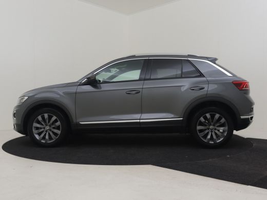 Volkswagen T-Roc 1.5 TSI Sport 150 pk DSG/AUTO | Dodehoekdetectie  | Navigatie | Adaptief cruise control | Camera ... ActivLease financial lease