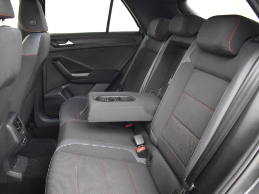 Volkswagen T-Roc 1.5 TSI Sport 150 pk DSG/AUTO | Dodehoekdetectie  | Navigatie | Adaptief cruise control | Camera ... ActivLease financial lease