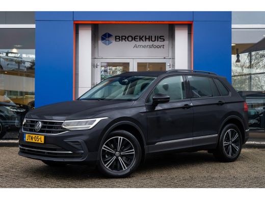 Volkswagen Tiguan 1.5 TSI Life Business | Trekhaak-uitklapbaar | Cruise adaptief | Camera | Stuur+stoel verwarming ...