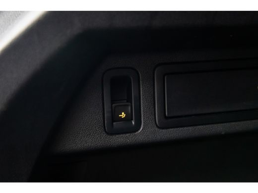 Volkswagen Tiguan 1.5 TSI Life Business | Trekhaak-uitklapbaar | Cruise adaptief | Camera | Stuur+stoel verwarming ... ActivLease financial lease