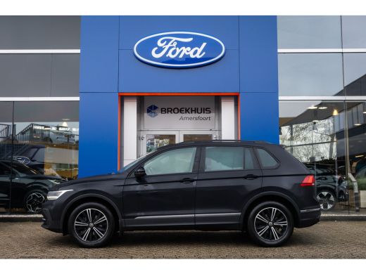 Volkswagen Tiguan 1.5 TSI Life Business | Trekhaak-uitklapbaar | Cruise adaptief | Camera | Stuur+stoel verwarming ... ActivLease financial lease