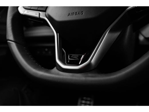 Volkswagen Tiguan R-Line Edition - eHybrid Automaat | Panoramisch schuif-, kanteldak, elektrisch bedienbaar ActivLease financial lease