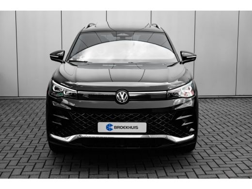 Volkswagen Tiguan R-Line Edition - eHybrid Automaat | Panoramisch schuif-, kanteldak, elektrisch bedienbaar ActivLease financial lease