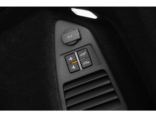 Volkswagen Touareg 3.0 TSi eHybrid 462pk 4MOTION R | Panoramadak | Trekhaak | 22" | Luchtvering | 360 Camera ActivLease financial lease