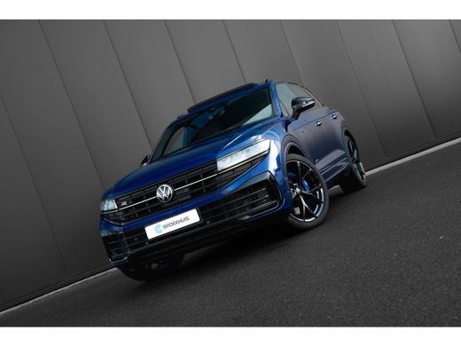 Volkswagen Touareg 3.0 TSi eHybrid 462pk 4MOTION R | Panoramadak | Trekhaak | 22" | Luchtvering | 360 Camera ActivLease financial lease