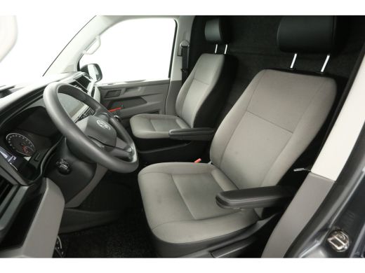 Volkswagen Transporter 2.0 TDI L2H1 | Airco | Cruise | Carplay | 2xSchuifdeur | Parkeersens. | Elektrpakket ActivLease financial lease