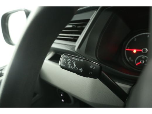Volkswagen Transporter 2.0 TDI L2H1 | Airco | Cruise | Carplay | 2xSchuifdeur | Parkeersens. | Elektrpakket ActivLease financial lease