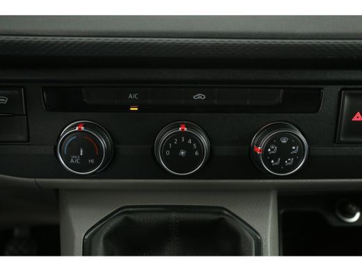 Volkswagen Transporter 2.0 TDI L2H1 | Airco | Cruise | Carplay | 2xSchuifdeur | Parkeersens. | Elektrpakket ActivLease financial lease