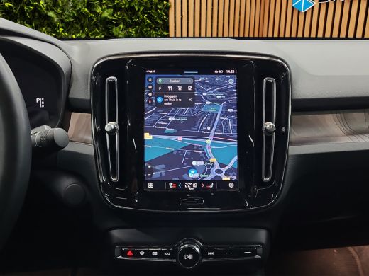 Volvo  C40 Recharge Twin Intro Edition 78 kWh 408pk | Harman/Kardon | 360 Camera | Pilot Assist | Panoramadak ActivLease financial lease