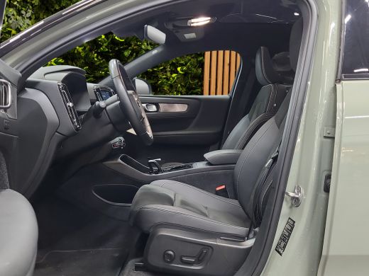 Volvo  C40 Recharge Twin Intro Edition 78 kWh 408pk | Harman/Kardon | 360 Camera | Pilot Assist | Panoramadak ActivLease financial lease