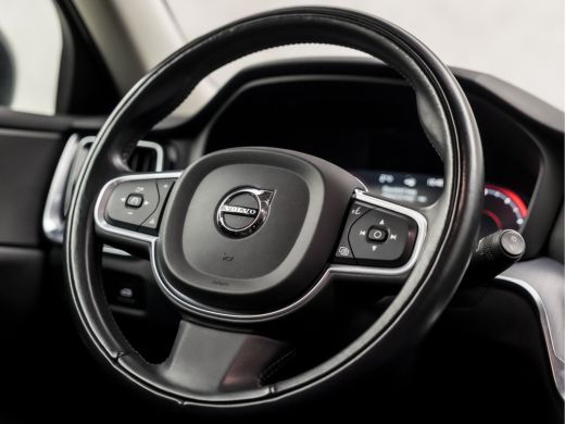 Volvo  V60 2.0 B3 Sport 177Pk Automaat (APPLE CARPLAY, LEDER, CAMERA, GETINT GLAS, STUUR/STOELVERWARMING, EL... ActivLease financial lease