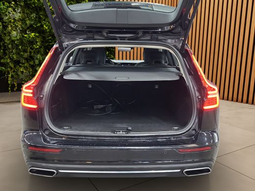 Volvo  V60 2.0 T6 Recharge AWD Inscription | Trekhaak | 360 Camera | Panoramadak | Harman/Kardon ActivLease financial lease