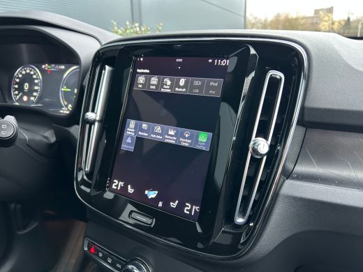 Volvo  XC40 1.5 T5 Plug-in hybrid Ultimate Dark | Panoramadak | Trekhaak | 21" | Camera | ActivLease financial lease