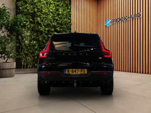 Volvo  XC40 Recharge P8 AWD R-Design 408pk | Trekhaak | Harman/Kardon | Panoramadak | Memory | Stuur/stoelver... ActivLease financial lease