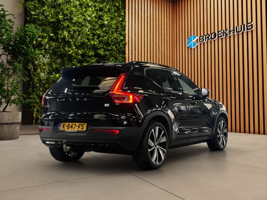 Volvo  XC40 Recharge P8 AWD R-Design 408pk | Trekhaak | Harman/Kardon | Panoramadak | Memory | Stuur/stoelver... ActivLease financial lease