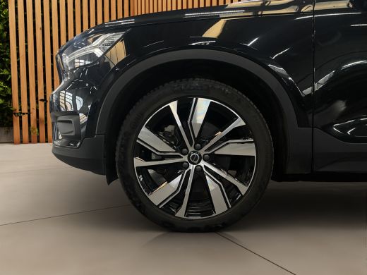 Volvo  XC40 Recharge P8 AWD R-Design 408pk | Trekhaak | Harman/Kardon | Panoramadak | Memory | Stuur/stoelver... ActivLease financial lease