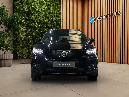 Volvo  XC40 Recharge P8 AWD R-Design 408pk | Trekhaak | Harman/Kardon | Panoramadak | Memory | Stuur/stoelver... ActivLease financial lease