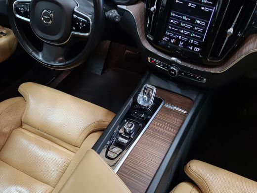 Volvo  XC60 2.0 B4 Inscription | Bowers&Wilkins | Massage | Panoramadak | 360 Camera | Memory | 22" Velgen ActivLease financial lease