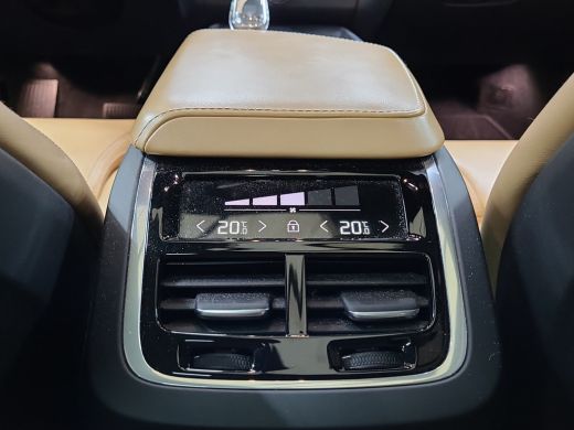 Volvo  XC60 2.0 B4 Inscription | Bowers&Wilkins | Massage | Panoramadak | 360 Camera | Memory | 22" Velgen ActivLease financial lease