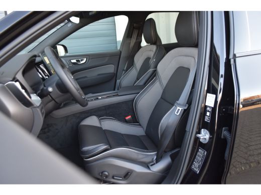 Volvo  XC60 T6 Black Edition | Harman Kardon | Panoramadak | Stoel/stuur verwarming | ActivLease financial lease