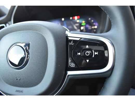 Volvo  XC60 T6 Black Edition | Harman Kardon | Panoramadak | Stoel/stuur verwarming | ActivLease financial lease