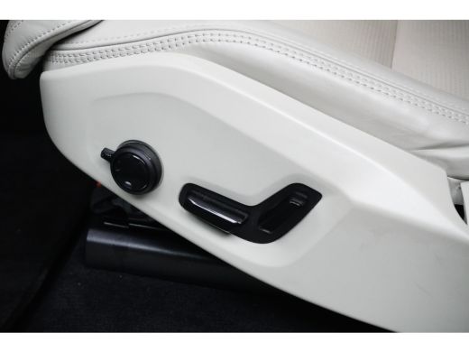 Volvo  XC90 Long Range 2.0 T8 Recharge AWD Ultimate Bright Massage | Ventilatie | 360 camera | HU-Display | G... ActivLease financial lease