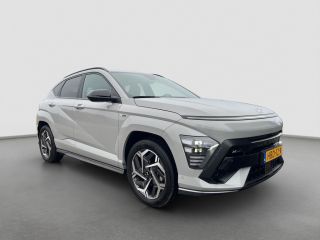 Hyundai Kona 1.6 GDI 141pk HEV N-Line | Premium audio | 360 camera | Bestuurdersstoel met geheugen | Adaptive ...
