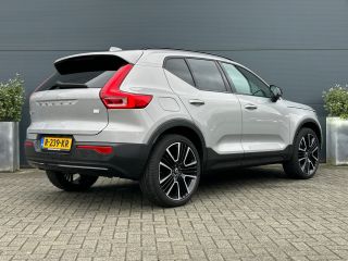 Volvo  XC40 1.5 T5 Plug-in hybrid Ultimate Dark | Panoramadak | Trekhaak | 21" | Camera |