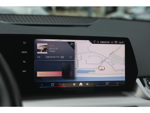 BMW 2 Serie 218i Automaat / Parking Assistant / DAB ActivLease financial lease