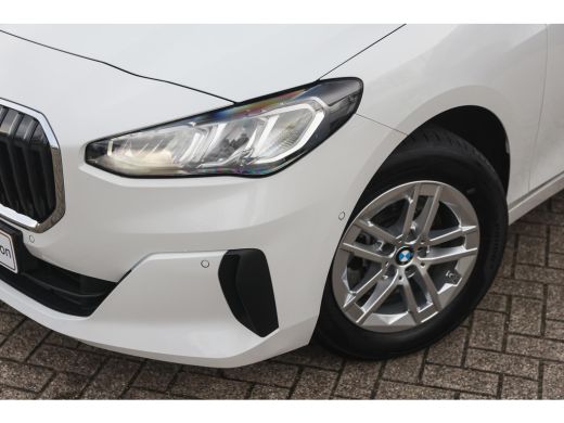 BMW 2 Serie 218i Automaat / Parking Assistant / DAB ActivLease financial lease