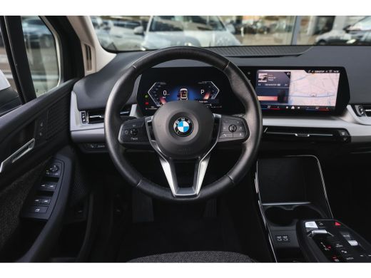 BMW 2 Serie 218i Automaat / Parking Assistant / DAB ActivLease financial lease