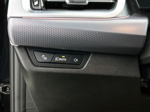 BMW 2 Serie Active Tourer Plug-In 225e xDrive M-SPORT | PANO | PREMIUM ActivLease financial lease