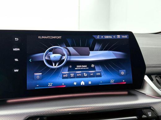 BMW 2 Serie Active Tourer Plug-In 225e xDrive M-SPORT | PANO | PREMIUM ActivLease financial lease