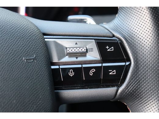 DS DS 4 1.6 E-TENSE 225PK PERFORMANCE LINE AUTOMAAT / NAVI / LEDER / CLIMA / FULL-LED / PDC / 19" LMV / C... ActivLease financial lease