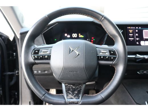 DS DS 4 1.6 E-TENSE 225PK PERFORMANCE LINE AUTOMAAT / NAVI / LEDER / CLIMA / FULL-LED / PDC / 19" LMV / C... ActivLease financial lease