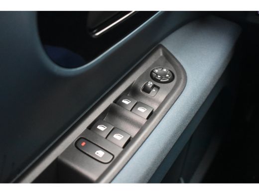 Fiat Grande Panda La Prima 11 kW 44 kWh | Stuur/Stoelverwarming | Navigatie | Achteruitrijcamera | Climate Control ... ActivLease financial lease