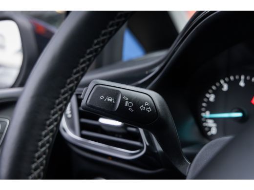 Ford Fiesta 1.0 EcoBoost Titanium | Trekhaak | Stuur/stoel/voorruit verwarming | Apple Carplay/Android Auto/n... ActivLease financial lease