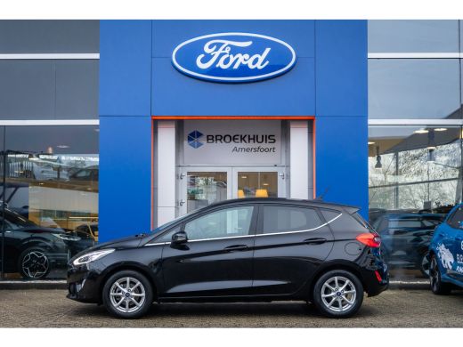 Ford Fiesta 1.0 EcoBoost Titanium | Trekhaak | Stuur/stoel/voorruit verwarming | Apple Carplay/Android Auto/n... ActivLease financial lease