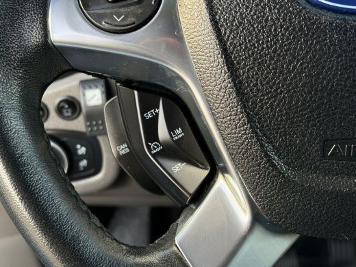 Ford Transit Connect 1.5 EcoBlue 100 PK / L2H1 / 1e EIG. / AIRCO / CRUISE / 3-ZITS / CAMERA / ACHTERKLEP / TREKHAAK ActivLease financial lease