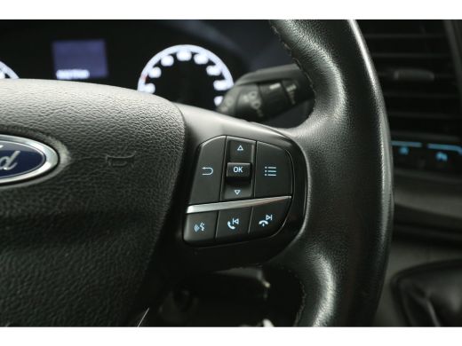 Ford Transit Custom 2.0 TDCI L2H1 | DC | 6-Zits | Carplay | Cruise | Airco | Navigatie | Trekh. | Parkeersens. ActivLease financial lease