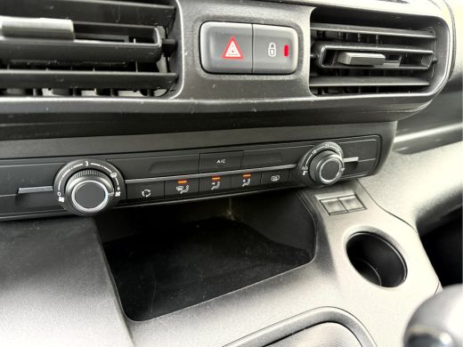 Opel Combo 1.5D L1H1 Edition + Schufdeur L+R, Navi, App Connect ActivLease financial lease