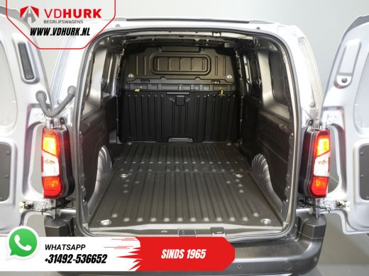 Opel Combo-e L2 50 kWh 275Km WLTP Snellader/ 3 Pers./ Carplay/ Stuurverw./ Cruise/ Climate / PDC V+A/ Dodehoek... ActivLease financial lease