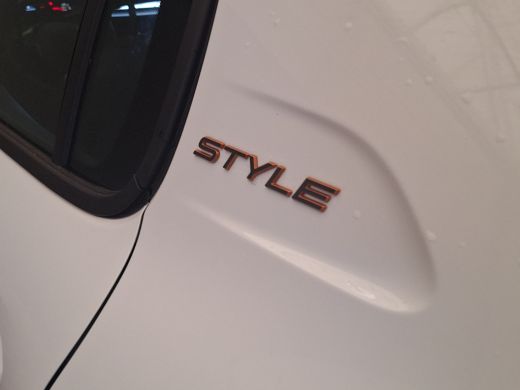 Peugeot 208 Style | Airco | Airconditioning | Apple Carplay/Android Auto|telefoonintegratie premium ActivLease financial lease