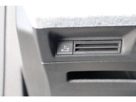 Peugeot 5008 1.2 HYBRID 145PK 7-ZITS GT AUTOMAAT / NAVI / LEDER / CLIMA / FULL-LED / 19" LMV / KEYLESS / CAMER... ActivLease financial lease