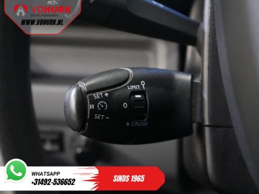 Peugeot e-Expert Premium 50 kWh 230 km WLTP Snellader/ Elek.dakventilator/ Navi/ Carplay/ Camera/ PDC/ Cruise/ Airco ActivLease financial lease