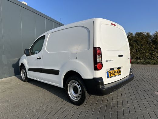 Peugeot Partner 1.6 HDI EURO 6 / L1H1 / AIRCO / ORIG. NL / 111.514 KM / SCHUIFDEUR ActivLease financial lease